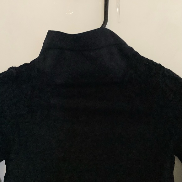 NWOT New Free people mock neck lace sleeve, size XS, color black - Picture 3 of 10